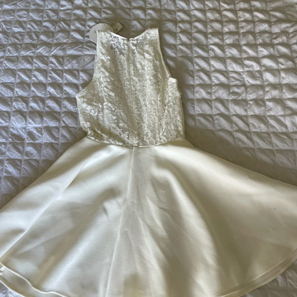 KEEPSAKE the Label Cream Lace Dress - Picture 6 of 12